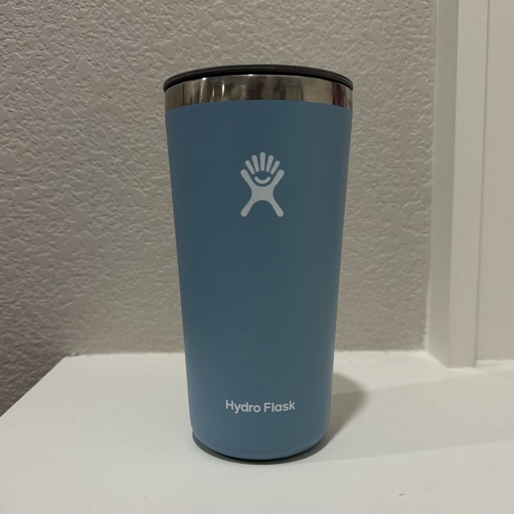Hydro flask 20oz tumbler